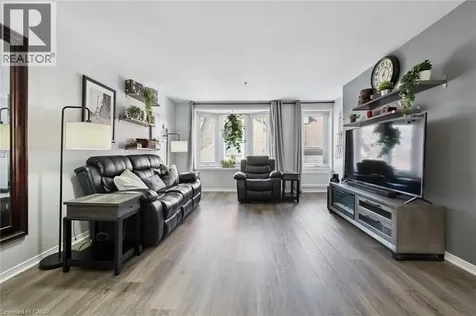 1009 Queenston Road Cambridge ON N3H 3K7