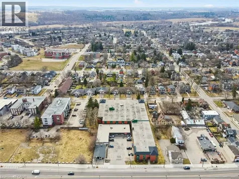 1009 Queenston Road Cambridge ON N3H 3K7
