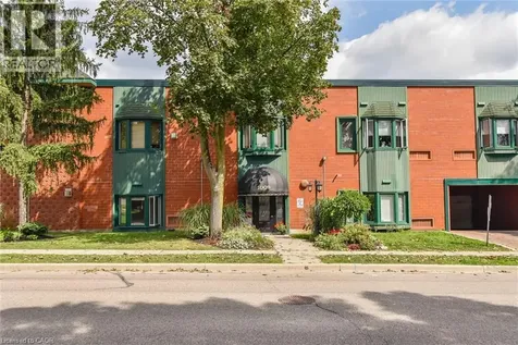 1009 Queenston Road Cambridge ON N3H 3K7