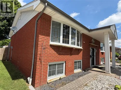 81 Lancefield Place Chatham ON N7L 2M2