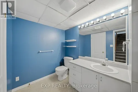 2023 Rolling Brook Drive Ottawa ON K1W 1C9