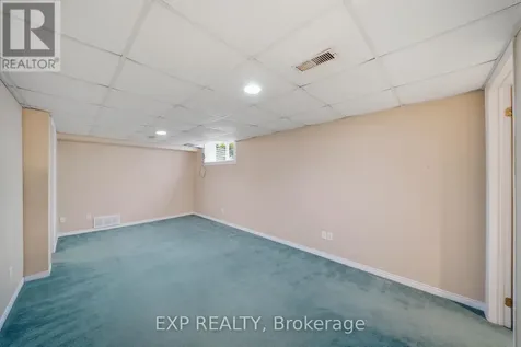 2023 Rolling Brook Drive Ottawa ON K1W 1C9