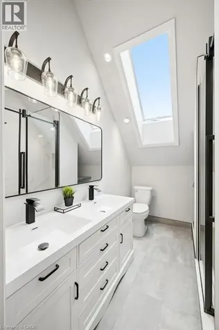 530 Penny Lane Waterloo ON N2T 2L2