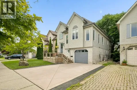 530 Penny Lane Waterloo ON N2T 2L2