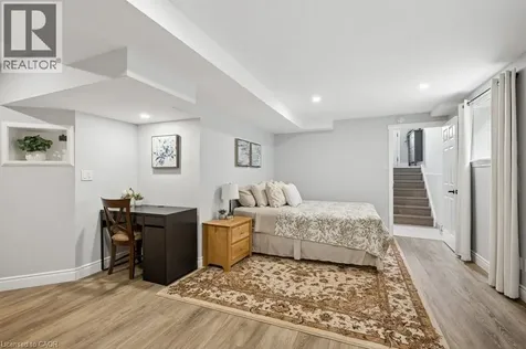 530 Penny Lane Waterloo ON N2T 2L2