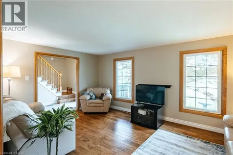 28 Mcgibbon Court Kitchener ON N2A 3P2