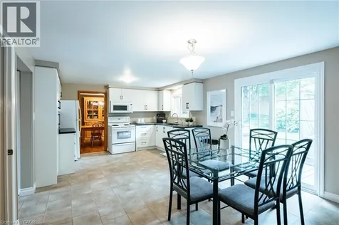 28 Mcgibbon Court Kitchener ON N2A 3P2