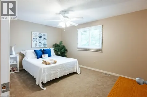 28 Mcgibbon Court Kitchener ON N2A 3P2
