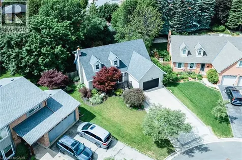 28 Mcgibbon Court Kitchener ON N2A 3P2