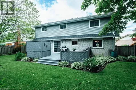 28 Mcgibbon Court Kitchener ON N2A 3P2