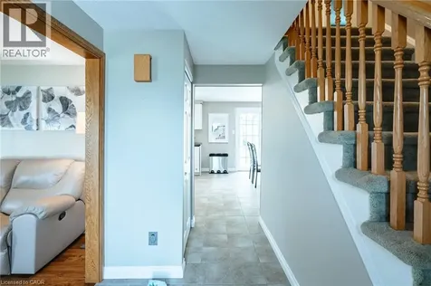 28 Mcgibbon Court Kitchener ON N2A 3P2