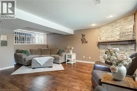 479 Timbercroft Crescent Waterloo ON N2T 2J2