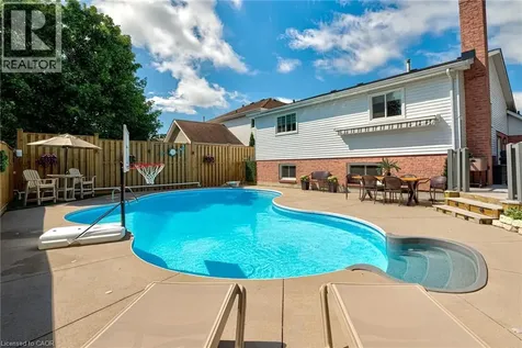 479 Timbercroft Crescent Waterloo ON N2T 2J2