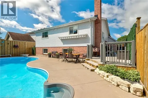 479 Timbercroft Crescent Waterloo ON N2T 2J2