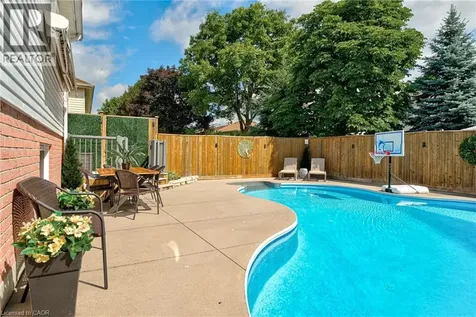 479 Timbercroft Crescent Waterloo ON N2T 2J2