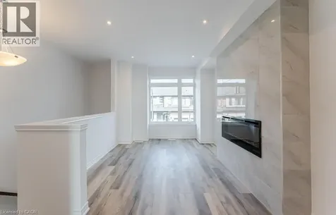 120 Court Drive Paris ON N3L 0N2