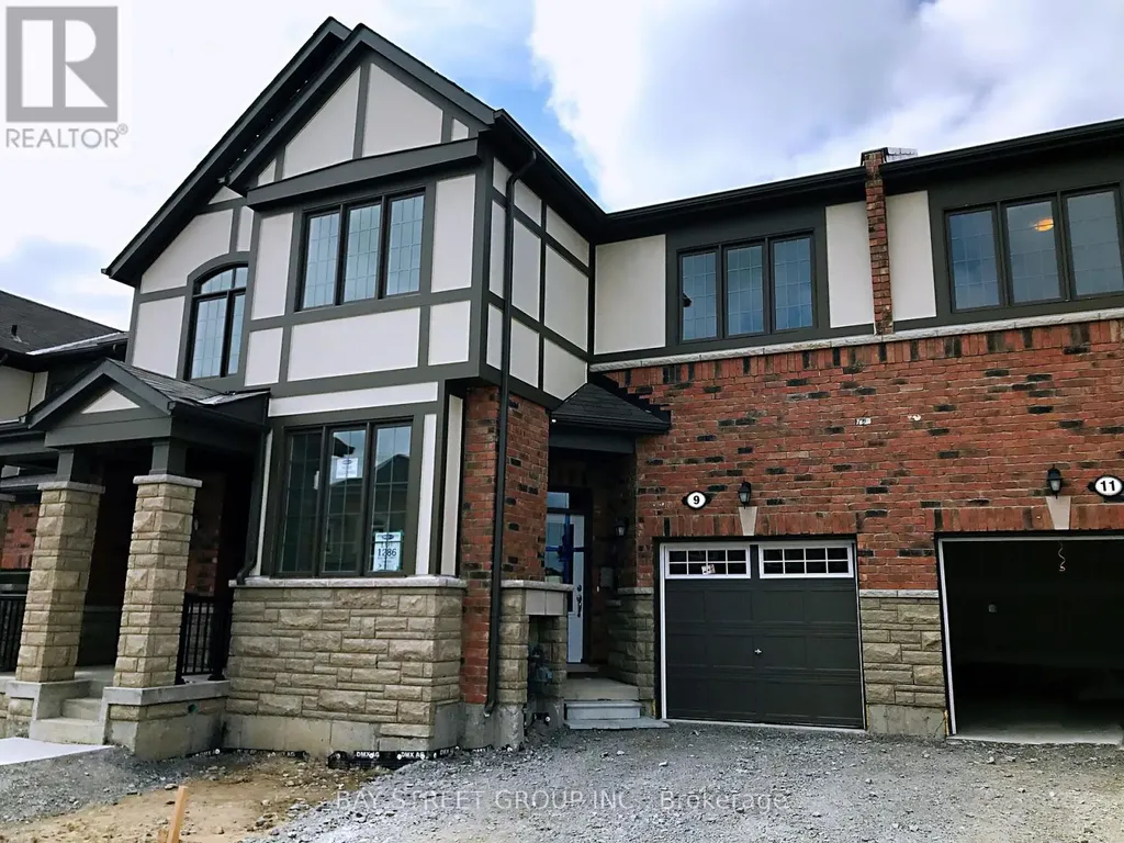 9 Ness Drive Richmond Hill ON L4S 0J8