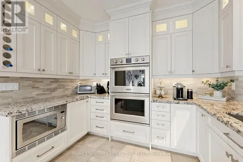 39 Nature Way Crescent East Gwillimbury ON L9N 0A7