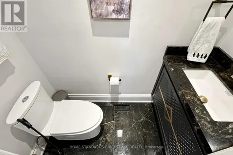 39 Nature Way Crescent East Gwillimbury ON L9N 0A7