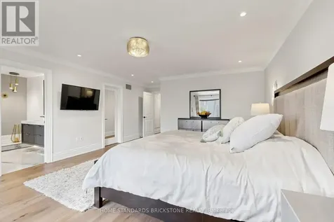 39 Nature Way Crescent East Gwillimbury ON L9N 0A7