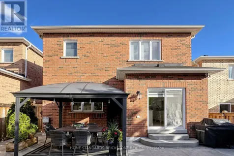 39 Nature Way Crescent East Gwillimbury ON L9N 0A7
