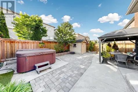 39 Nature Way Crescent East Gwillimbury ON L9N 0A7