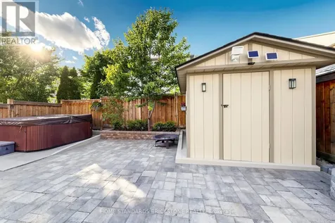 39 Nature Way Crescent East Gwillimbury ON L9N 0A7