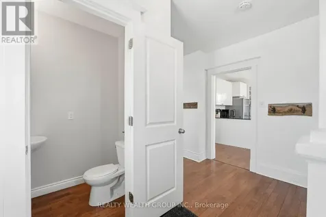 1678 David Street Pickering ON L1Y 1B2