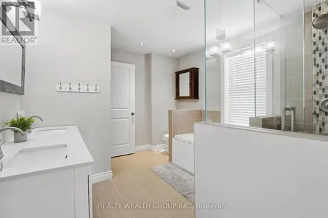 1678 David Street Pickering ON L1Y 1B2