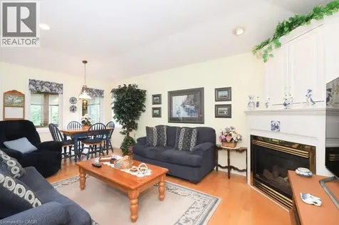 137 Foxboro Drive Baden ON N3A 3N2