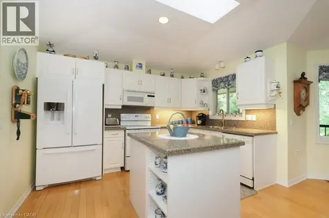 137 Foxboro Drive Baden ON N3A 3N2