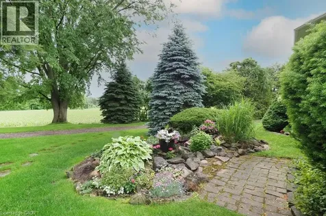 137 Foxboro Drive Baden ON N3A 3N2