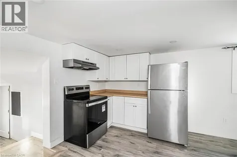 100 Green Mountain Road East Stoney Creek ON L8J 2W4