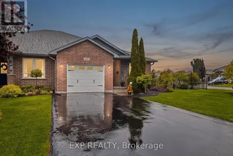 115 Milton Seiler Crescent Minto ON N0G 2P0