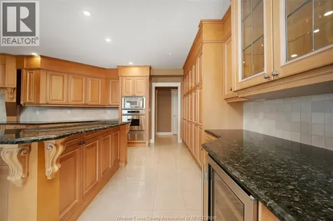 4955 Riverside Drive Windsor ON N8Y 5A3