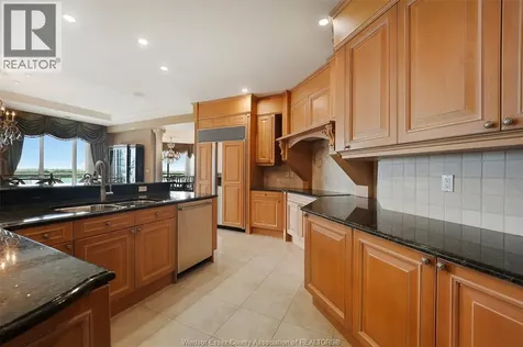 4955 Riverside Drive Windsor ON N8Y 5A3