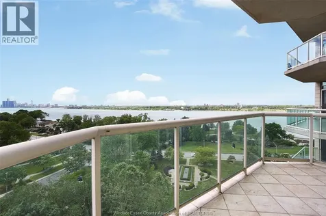 4955 Riverside Drive Windsor ON N8Y 5A3