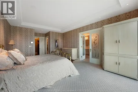 4955 Riverside Drive Windsor ON N8Y 5A3