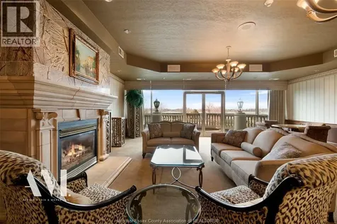 4955 Riverside Drive Windsor ON N8Y 5A3