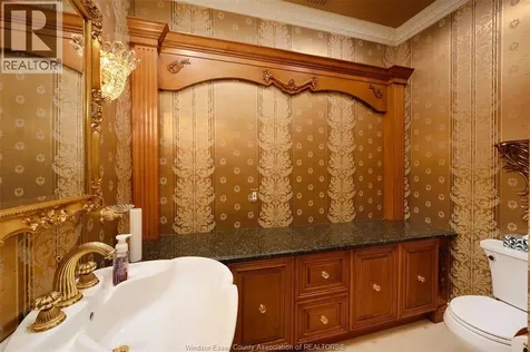 4955 Riverside Drive Windsor ON N8Y 5A3