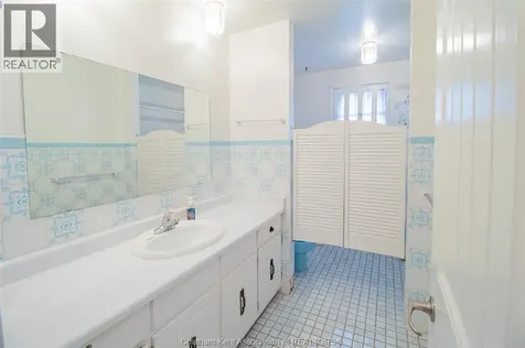 8 Regal Place Chatham ON N7M 5P5
