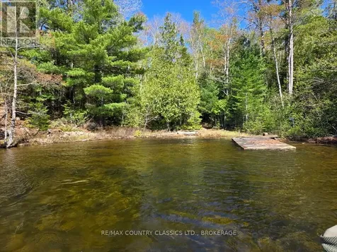860 Mazinaw Lake Addington Highlands ON K0H 1K0