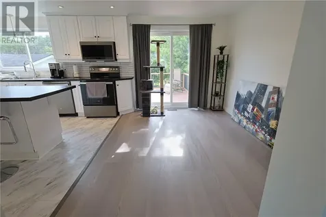 12 Downsview Crescent Ottawa ON K2G 0A5