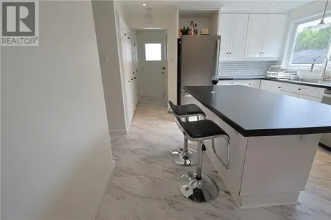 12 Downsview Crescent Ottawa ON K2G 0A5