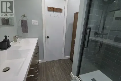 12 Downsview Crescent Ottawa ON K2G 0A5