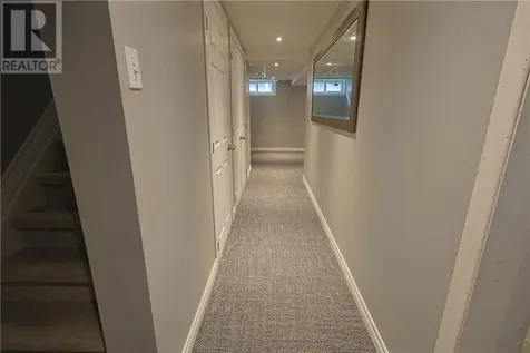 12 Downsview Crescent Ottawa ON K2G 0A5