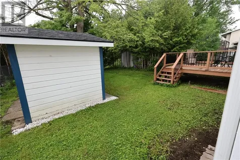 12 Downsview Crescent Ottawa ON K2G 0A5