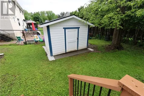 12 Downsview Crescent Ottawa ON K2G 0A5