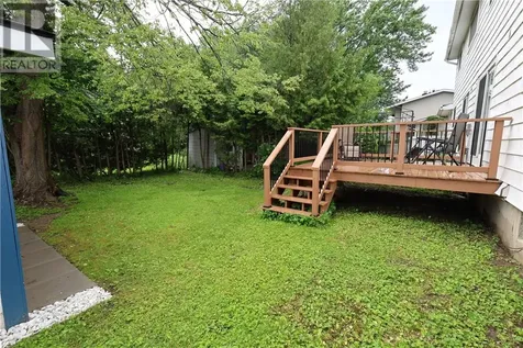 12 Downsview Crescent Ottawa ON K2G 0A5
