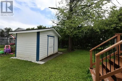 12 Downsview Crescent Ottawa ON K2G 0A5